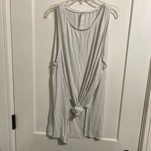 Fabletics- White Sport/Workout Top- Size (XL)